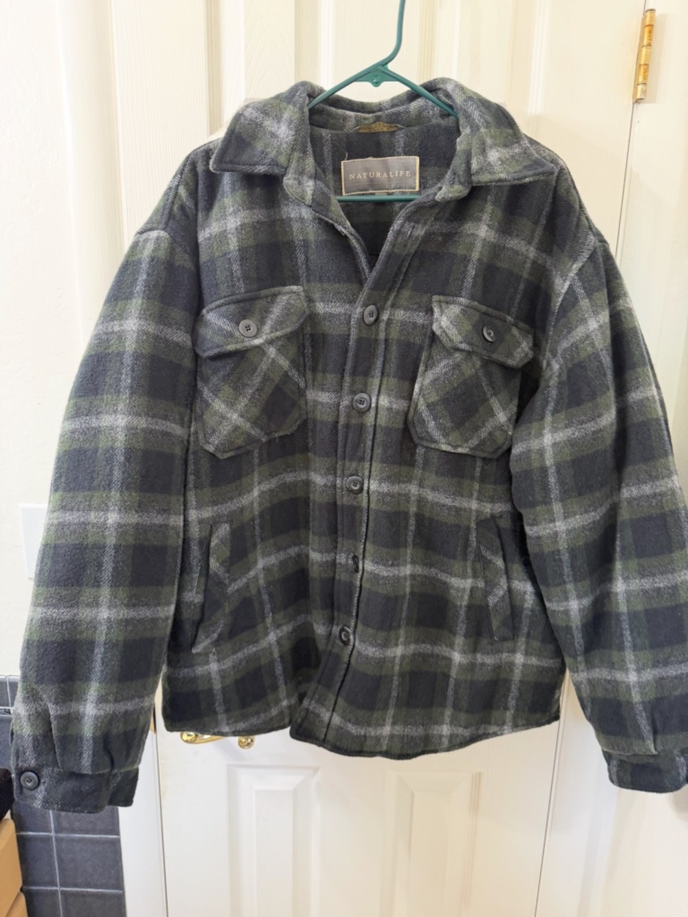 Naturalife, Plaid, Shacket, Shirt Jacket, Button Down, Long Sleeve. Size Large